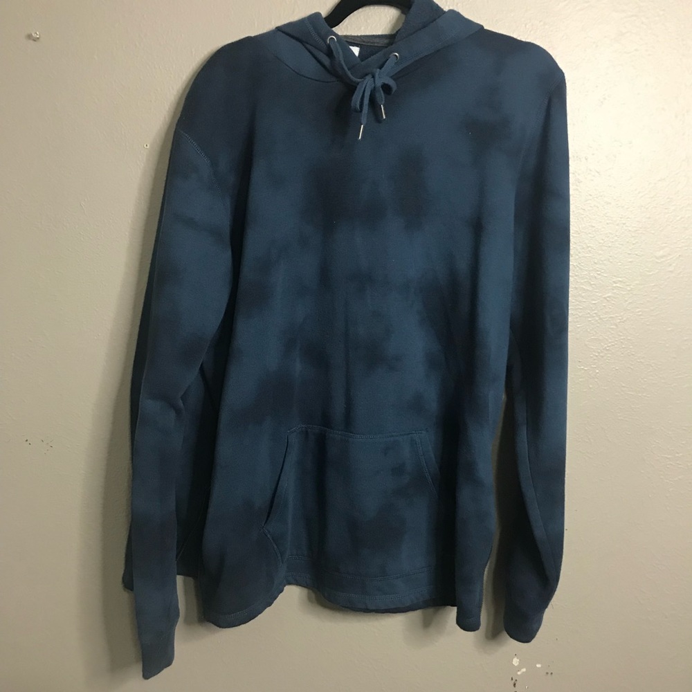 Gently Used men’s pullover